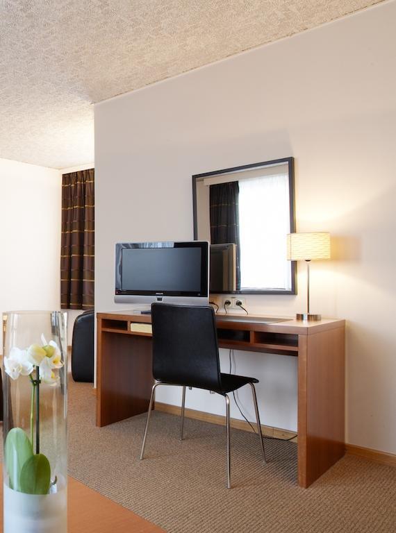 Hotel Prinse Антверпен Екстериор снимка