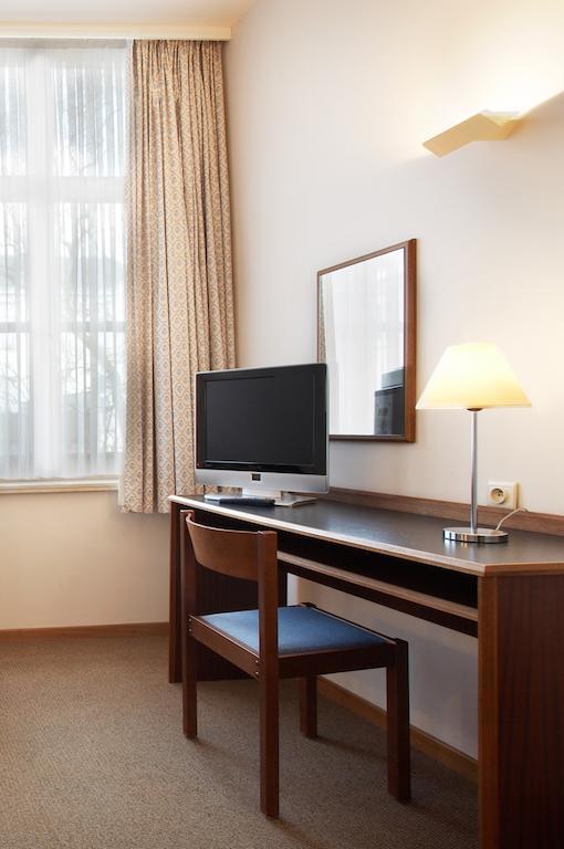 Hotel Prinse Антверпен Екстериор снимка